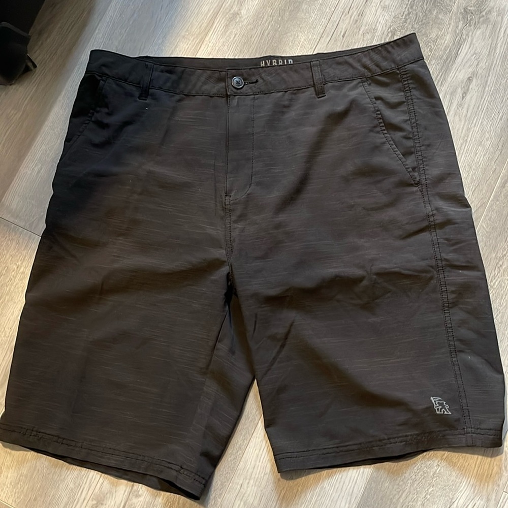 Gotcha hybrid shorts size 38